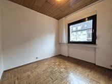 (8) Auf der Geb�udevorderseite befindet sich dieses Kinder- oder Arbeitszimmer *VERKAUFT*