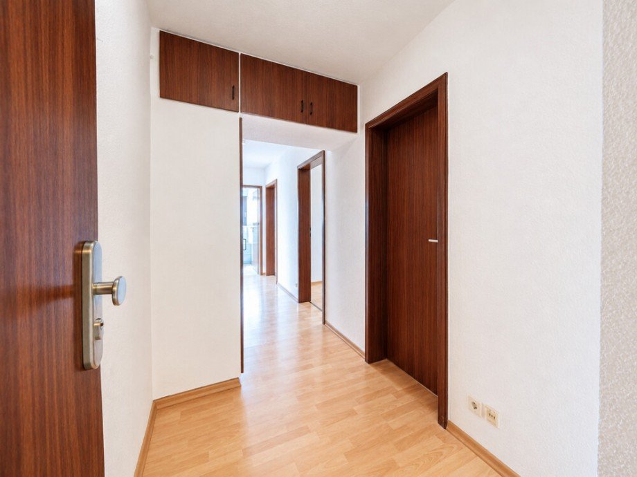 (7) Ein erster Blick in den Wohnungseingangsbereich Etagenwohnung Gladbeck / Gladbeck-Brauck
