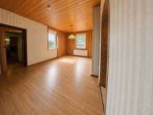 (7) Im weiteren Verlauf betreten Sie das Wohn- und Esszimmer *RESERVIERT*