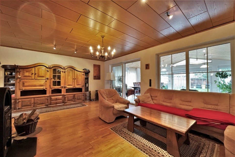 (20) Weitere Impressionen folgen aus dem angebauten Wintergarten Einfamilienhaus Bottrop / Eigen