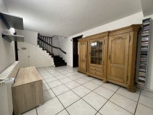 (33) Der zentrale Hausflurbereich aus einem anderen Blickwinkel *VERKAUFT*