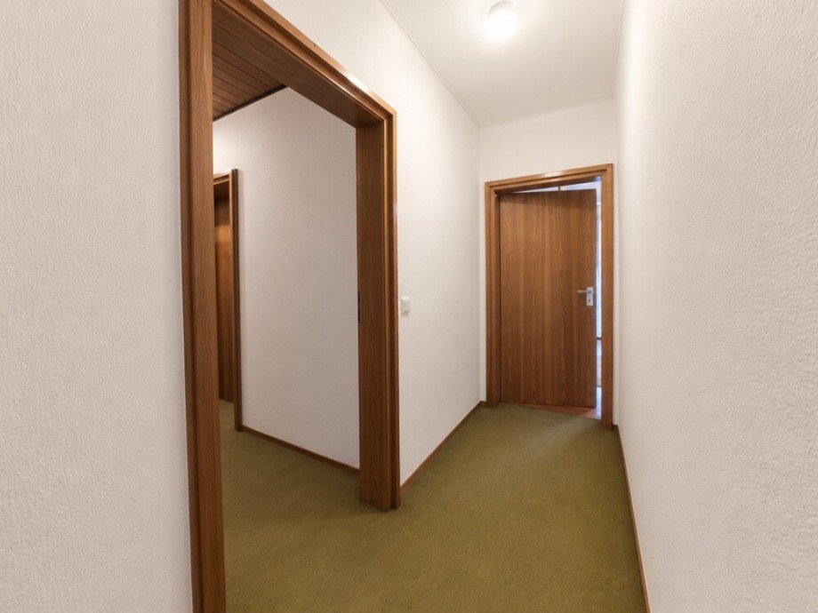 (16) Ein weiterer Flurversatz f�hrt Sie zu den �brigen Schlafr�umen Erdgeschosswohnung Gladbeck / Gladbeck-Brauck