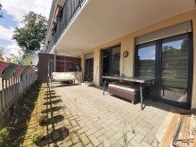 (12) Eine weitere Impression des Balkones in s�dlicher Ausrichtung *VERKAUFT*