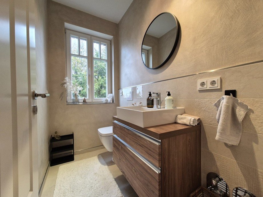 iTH: Landhausflair trifft Moderne: Erleben Sie modernes Maisonette-Wohnen in BOT-Feldhausen! - Photo 5
