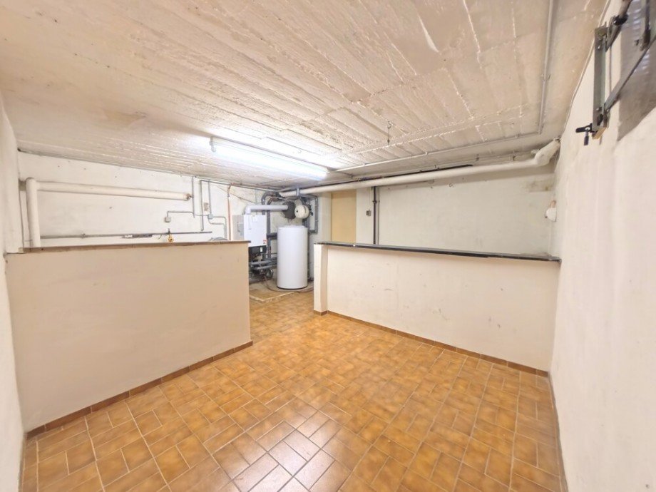 (27) Ein Blick in den Heizungskeller Reihenmittelhaus Oberhausen / Osterfeld-Ost