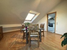 (13) Hier ein weiterer Eindruck aus dem Esszimmerbereich iTH: Wohnen �ber den D�chern - lichtdurchflutete 4,5-Zimmer-ETW mit Kamin, Balkon & Garage