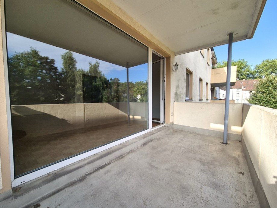 (11) Eine weitere Impression des Balkons Etagenwohnung Gladbeck