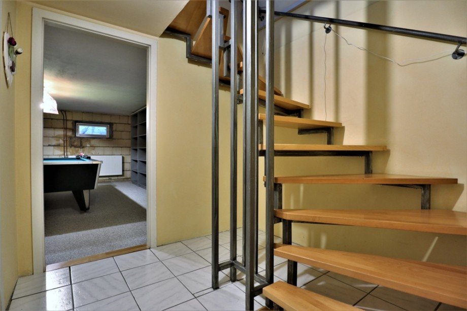 (19) Abschlie�end ein Einblick in das Kellergeschoss Reihenmittelhaus Essen / Altenessen-Nord