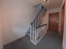 (22) Der Flur im Obergeschoss aus einer anderen Perspektive *VERKAUFT*