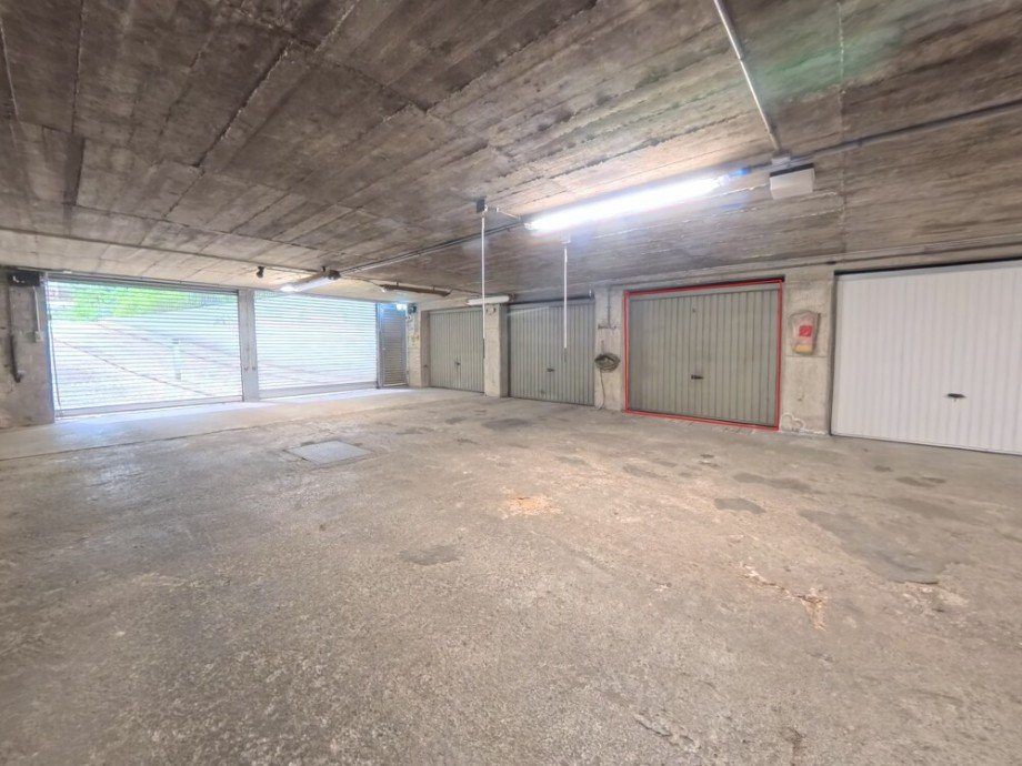 (23) Die zur Wohnung geh�rende PKW Garage Erdgeschosswohnung Bottrop / Stadtmitte