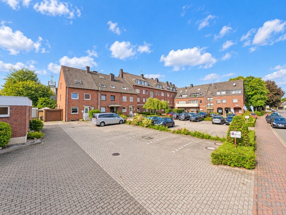 (2) Blick auf das gepflegte Gab�udenesemble Erdgeschosswohnung Dorsten / Altendorf