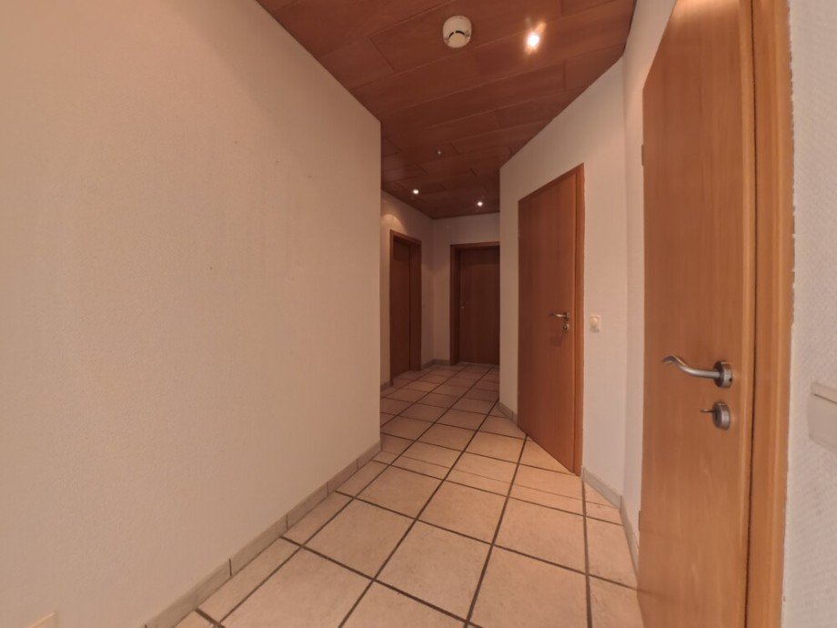 (43) Dieser Flurbereich erschlie�t alle weiteren Wohnr�ume dieser Wohnung Einfamilienhaus Bottrop / Stadmitte