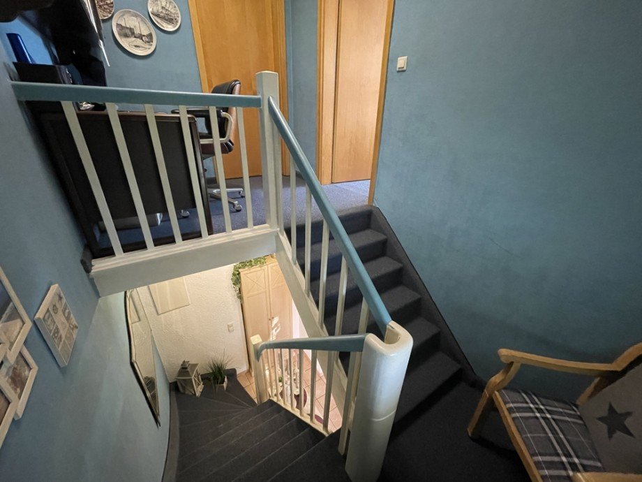 (12) Weitere Impressionen folgen nun aus dem Obergeschoss der Immobilie Reiheneckhaus Gladbeck / Schultendorf