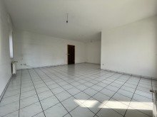 (12) Eine weitere Impression aus dem ger�umigen Wohn- und Esszimmer *VERKAUFT*