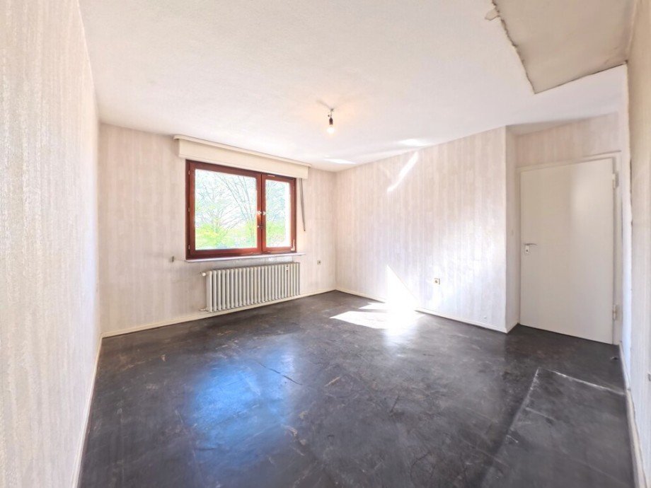 (19) Unmittelbar angrenzend befindet sich ein m�gliches Kinderzimmer Reihenmittelhaus Oberhausen / Osterfeld-Ost