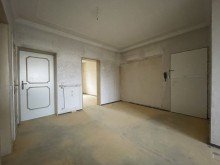 (7) Der Wohnungseingang aus einer anderen Perspektive *VERKAUFT*