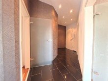 (9) Der Wohnungsflur mit Blickrichtung Wohnungseingangst�r *VERKAUFT*
