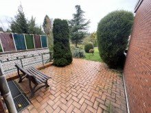 (10) Hier ein erster Blick auf die r�ckseitig angebaute Terrassenfl�che *VERKAUFT*
