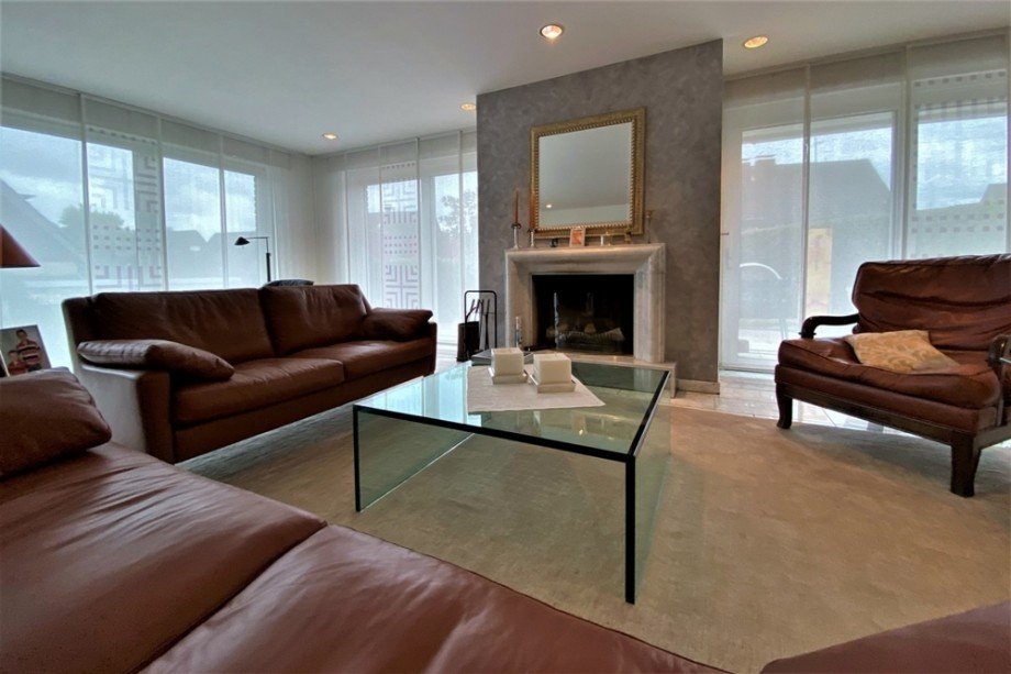 (10) Es folgen Impressionen aus dem Kaminwohnzimmer Zweifamilienhaus Bottrop / Eigen