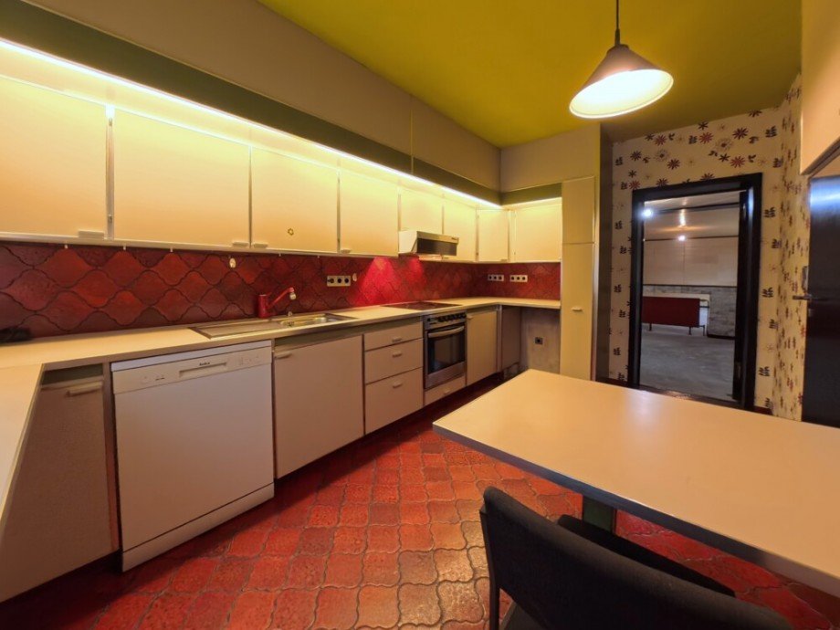 (6) Die K�che mit Zugang in das Wohnzimmer aus einem anderen Blickwinkel Bungalow Bottrop / Welheim