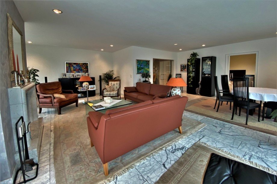 (11) Hier befindet sich weiterhin auch Platz f�r einen weiteren Esstisch Zweifamilienhaus Bottrop / Eigen