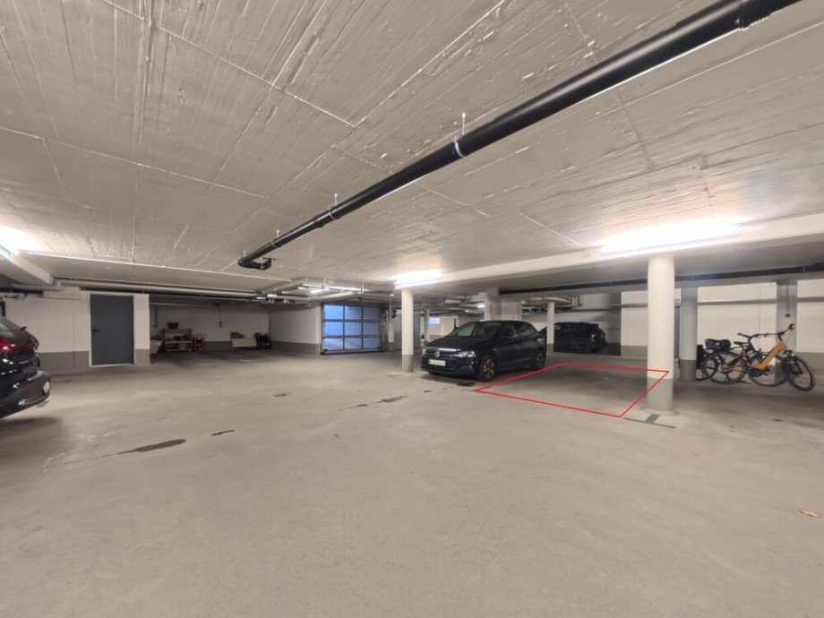 (26) Abschlie�end geh�rt der markierte PKW Stellplatz in der Tiefgarage mit zum Angebot Erdgeschosswohnung Bottrop / Fuhlenbrock