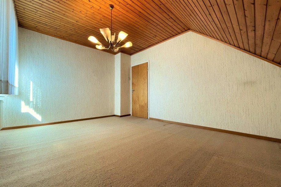 (24) Eine Impression des zweiten Schlafzimmers auf dieser Etage Zweifamilienhaus Bottrop / Batenbrock