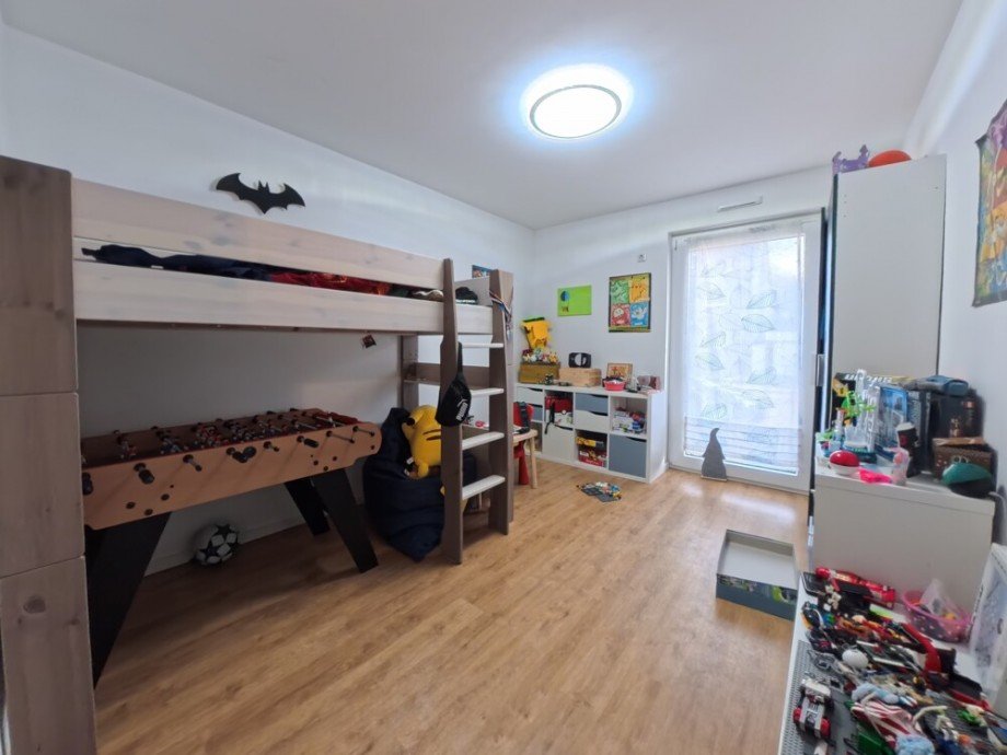 (13) Hier das zweite Kinder- oder Arbeitszimmer auf der Geb�udevorderseite Erdgeschosswohnung Bottrop / Fuhlenbrock