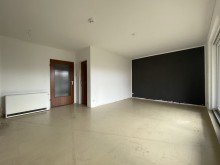 (12) Hier nun ein erster Blick in das Wohnzimmer mit K�chenzugang *VERKAUFT*