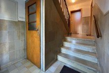 (3) Der Wohnungseingang befindet sich zentral im Erdgeschoss *VERKAUFT*