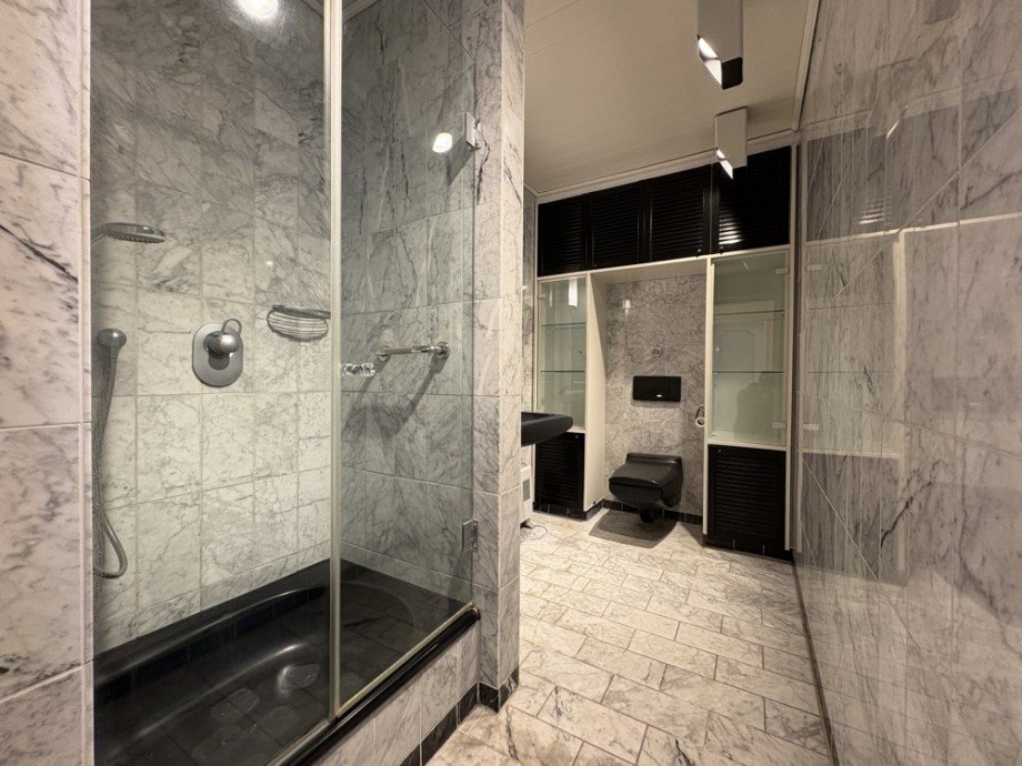 (11) Hier nun ein Einblick in das Badezimmer Erdgeschosswohnung Bottrop / Eigen