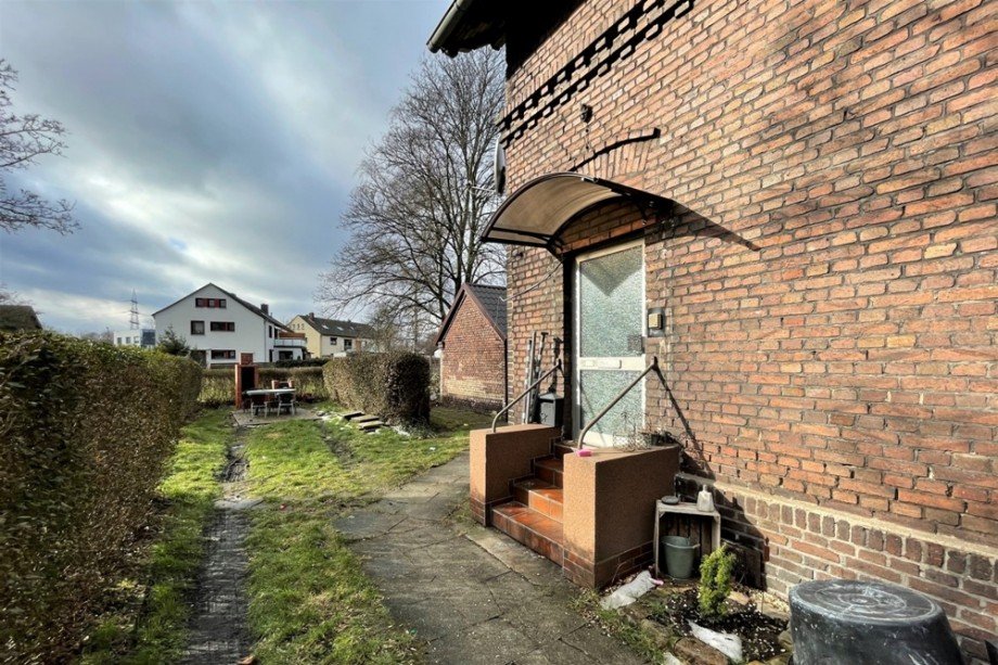 (12) Anschlie�end folgen einige Impressionen aus den vermieteten Wohneinheiten Mehrfamilienhaus Bottrop / Ebel