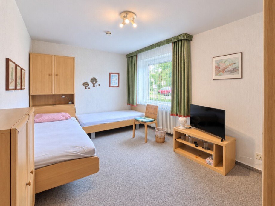 (22) Das zweite Schlafzimmer auf dieser Etage Einfamilienhaus Oberhausen / Sterkrade-Nord
