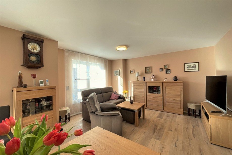 (9) Das Wohnzimmer aus einer anderen Perspektive Etagenwohnung Bottrop / Grafenwald