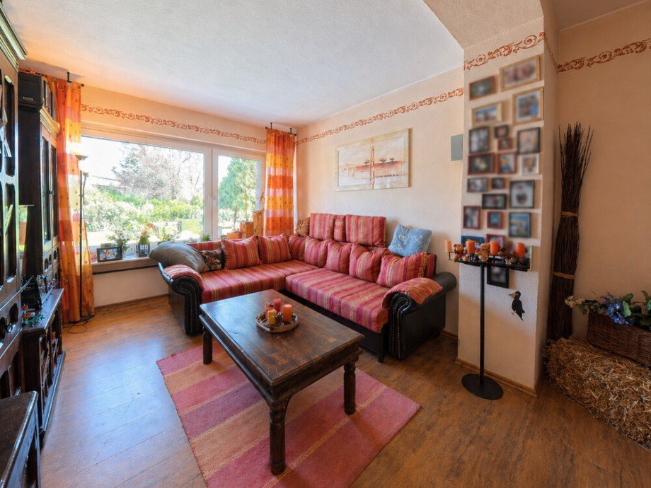 (14) Zur�ck im Inneren, eine Impression des Wohnbereichs Reihenmittelhaus Bottrop / Eigen