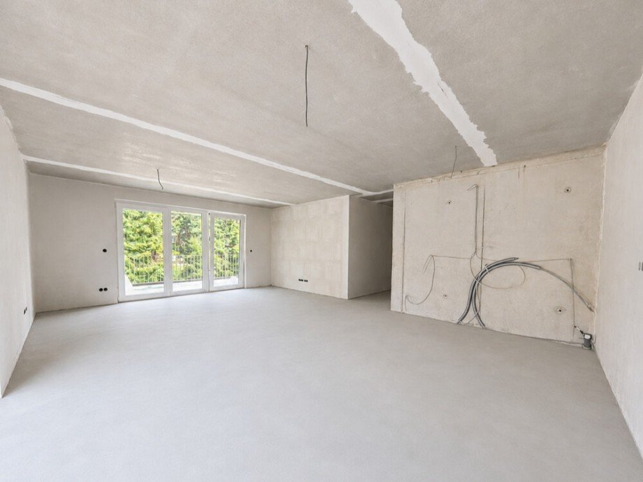 (6) �ber den Flur erreichen wir den gro�z�gigen Wohnraum Etagenwohnung Bottrop / Fuhlenbrock