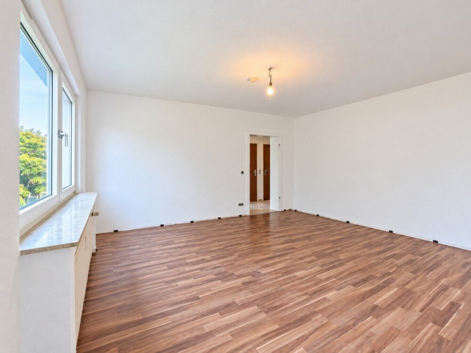 (14) Gegen�berliegend befindet sich ein weiteres Schlafzimmer auf der Geb�uder�ckseite Etagenwohnung Bottrop / Batenbrock