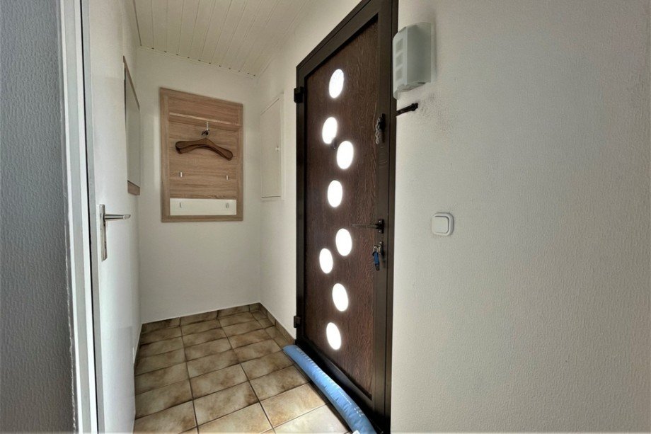 (4) Eine erste Impression aus dem Hauseingangsbereich im Erdgeschoss Einfamilienhaus Bottrop / Stadtmitte