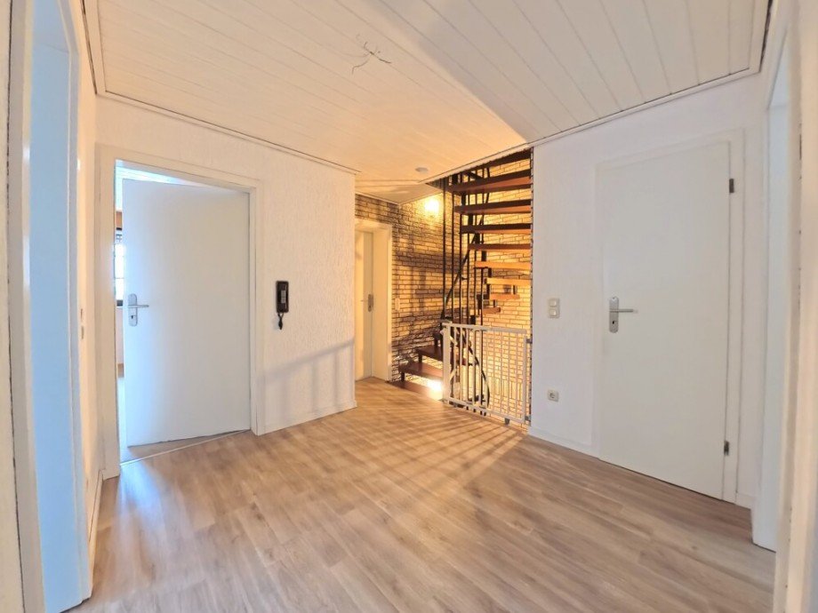 (14) Zur�ck in Inneren, befinden wir uns im Obergeschoss Doppelhaush�lfte Bottrop / Fuhlenbrock