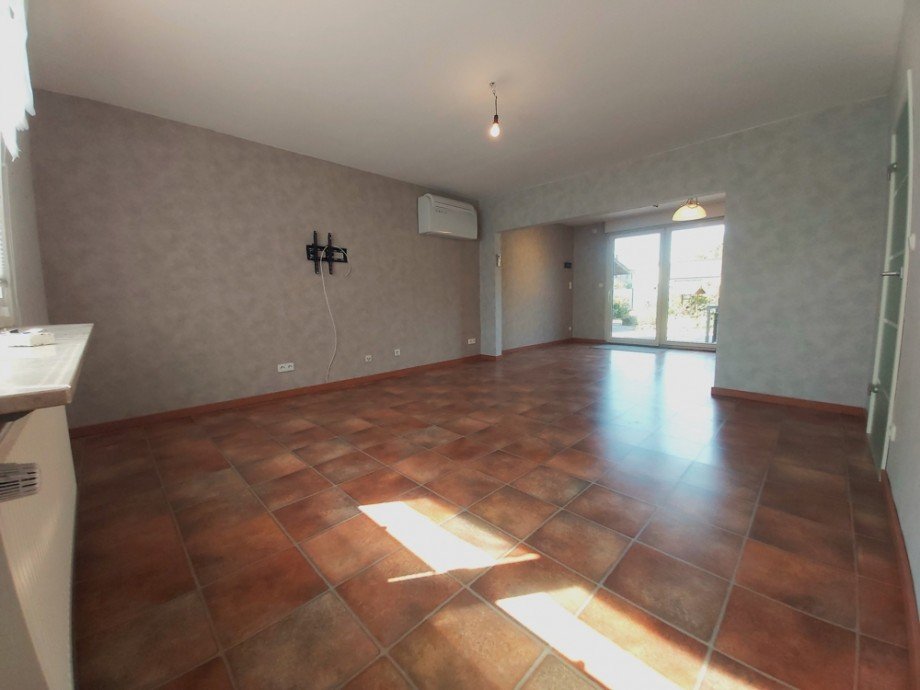 (7) Eine weitere Impression des Wohnzimmers mit angrenzendem Essbereich Doppelhaush�lfte Oberhausen / Osterfeld-Ost