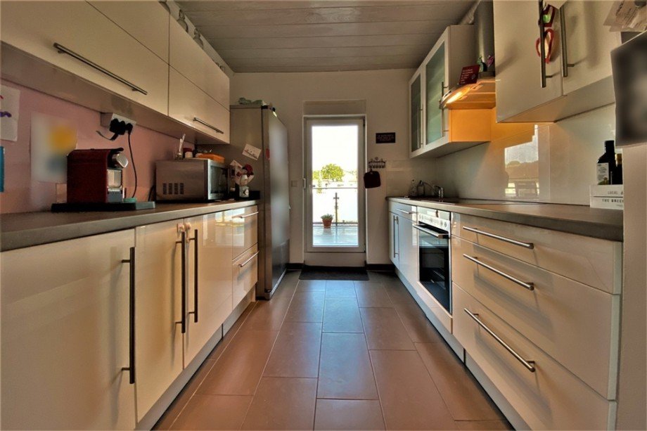 (19) �ber die K�che haben Sie direkten Zugang auf den r�ckw�rtigen Balkon Mehrfamilienhaus Bottrop / Fuhlenbrock