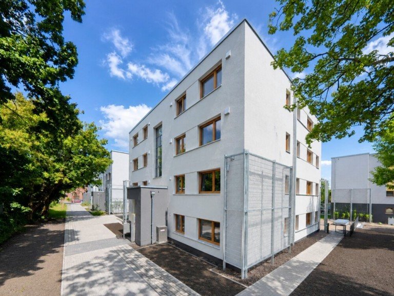 (1) Herzlich willkommen Oberhausen / Klosterhardt-Nord - Nord Etagenwohnung iTH: Bezugsfertige Neubau KfW40 ETW in Oberhausen - modern, hochwertig und mit sonniger Loggia!