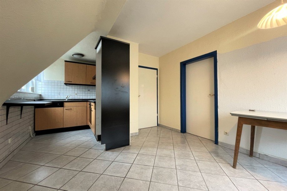 (25) Auf der Geb�udevorderseite befindet sich eine weitere kleine K�che mit Sitzplatzecke Einfamilienhaus Bottrop / Batenbrock