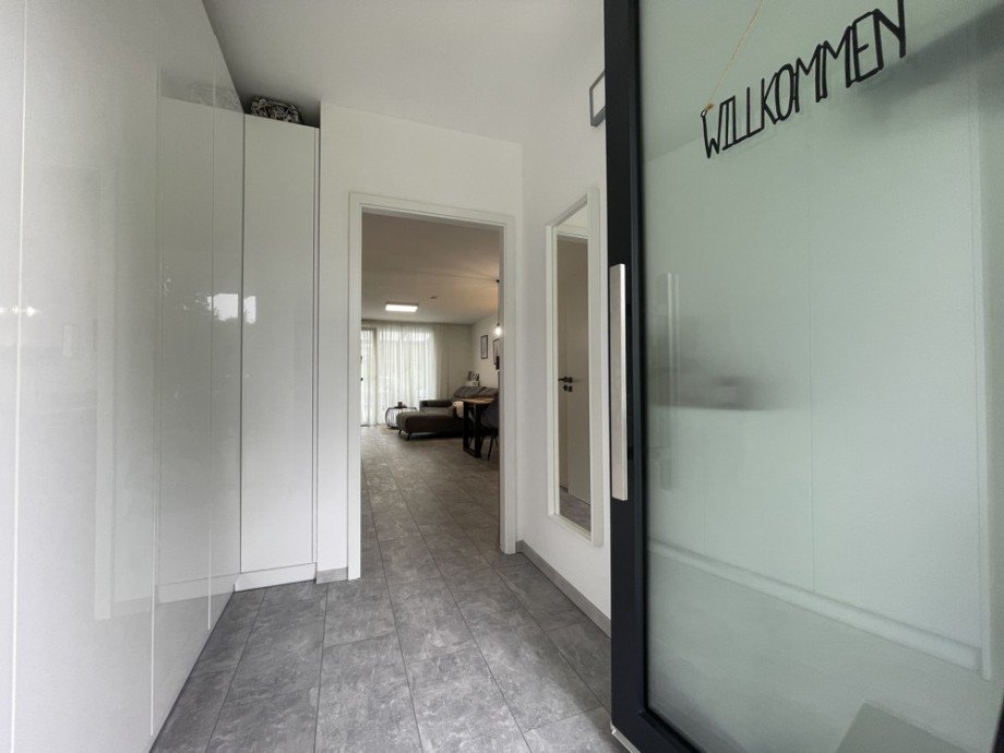 (5) Ein erster Blick in den Hauseingangsbereich Einfamilienhaus Bottrop / Boy