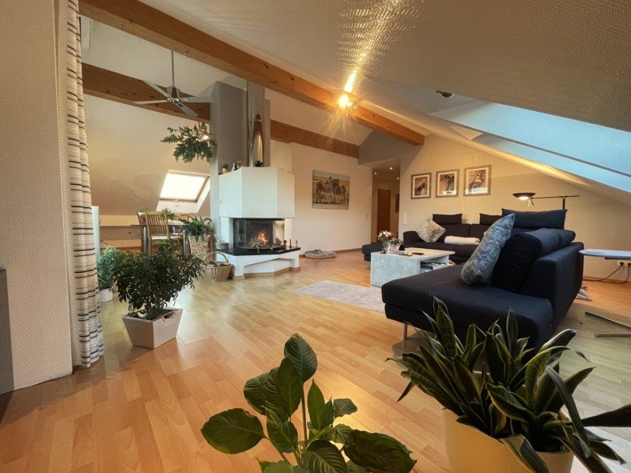 (9) Willkommen in Ihrem traumhaften Kaminwohnzimmer Dachgeschosswohnung Bottrop / Vonderort