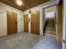 (4) Eine erste Impression aus dem ger�umigen Wohnungsflur im Obergeschoss (Archivbild) *VERMIETET*