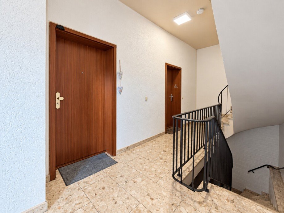 (4) Der Hausflurbereich im Erdgeschoss Erdgeschosswohnung Dorsten / Altendorf