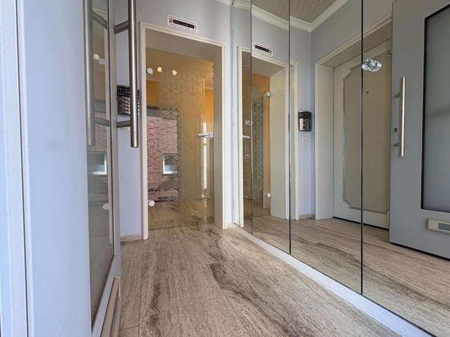 (4) Ein erster Einblick in den Wohnungseingangsbereich im Erdgeschoss Erdgeschosswohnung Bottrop / Eigen