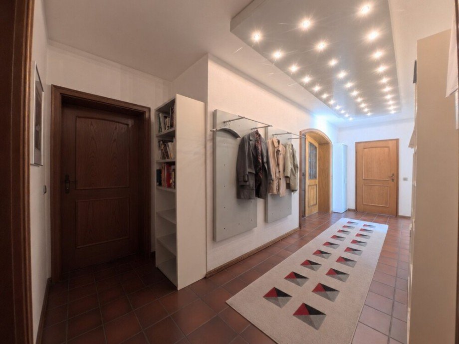 (7) Ein erster Einblick in den Wohnungsflur Etagenwohnung Bottrop / Fuhlenbrock
