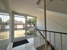 (4) Der Hauseingangsbereich befindet sich auf der Geb�udevorderseite *VERKAUFT*